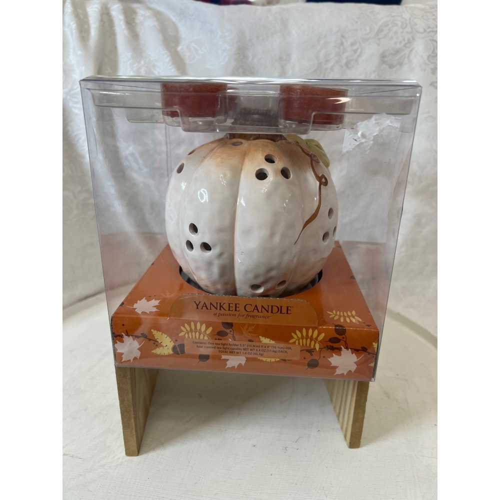 Yankee Candle White Ceramic Pumpkin Tea Light Holder Set with 4 Scented Candles